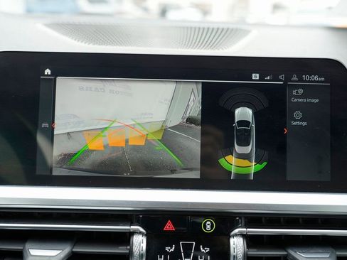 Used 2021 BMW 430i Convertible w/ Premium Package image 49