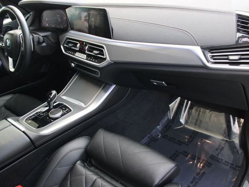 Used 2023 BMW X5 xDrive40i image 34