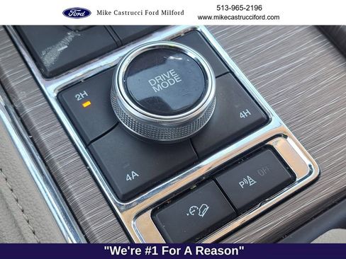 Used 2024 Ford Expedition Limited image 18