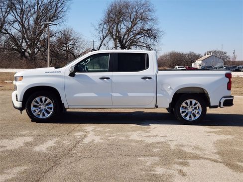 Used 2022 Chevrolet Silverado 1500 Custom image 4
