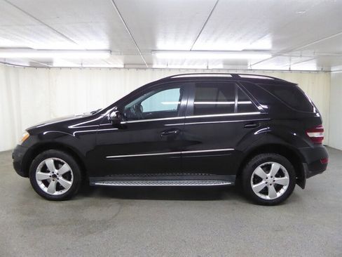 Used 2010 Mercedes-Benz ML 350 4MATIC image 3