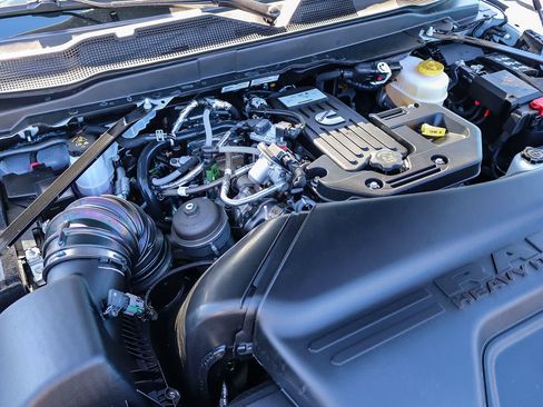 New 2027 RAM 3500 Tradesman AWD/4WD image 12