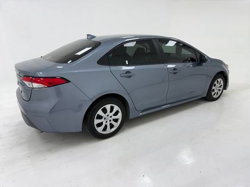 Used 2022 Toyota Corolla LE FWD image 21