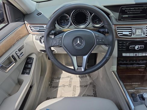 Used 2014 Mercedes-Benz E 350 Sedan image 34