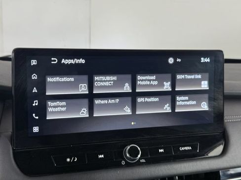 Used 2025 Mitsubishi Outlander AWD image 35