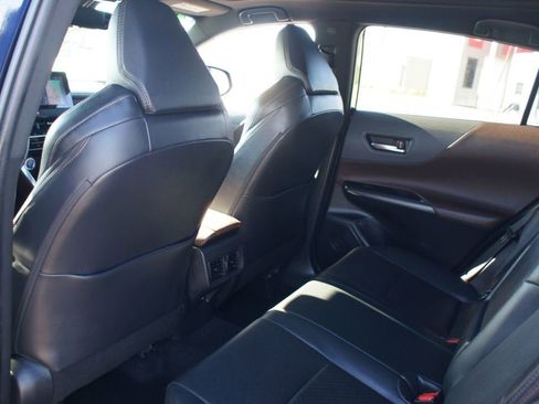 Used 2021 Toyota Venza Limited w/ Advanced Technology Package image 18