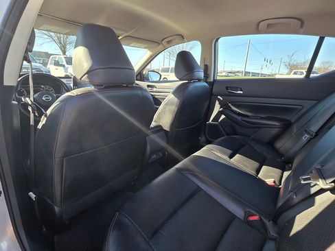 Used 2024 Nissan Altima 2.5 SR image 30