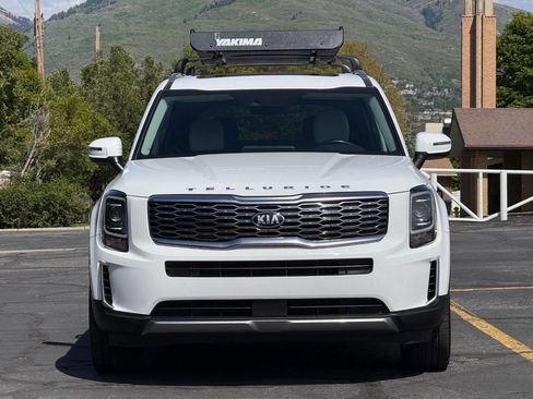 Used 2021 Kia Telluride S AWD/4WD image 2