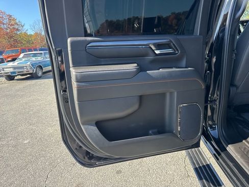 Used 2024 GMC Sierra 2500 AT4 w/ AT4 Premium Plus Package image 31