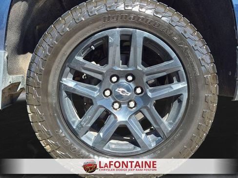 Used 2021 Chevrolet Silverado 1500 LT Trail Boss w/ Bed Protection Package AWD/4WD image 31