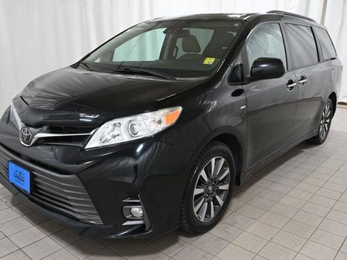 Used 2018 Toyota Sienna XLE Premium image 20