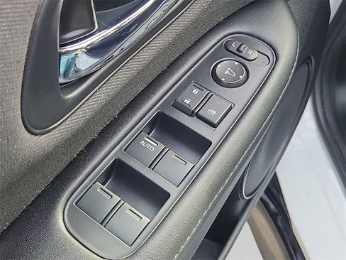 Certified 2019 Honda HR-V Sport image 20