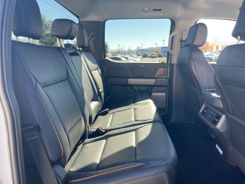 New 2026 Ford F250 Lariat w/ FX4 Off-Road Package image 26