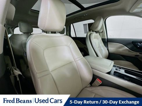 Certified 2022 Lincoln Aviator AWD w/ Premium Package image 32