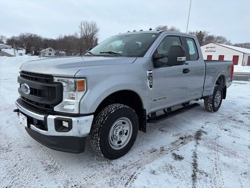 Used 2022 Ford F350 XL w/ Power Equipment Group image 1