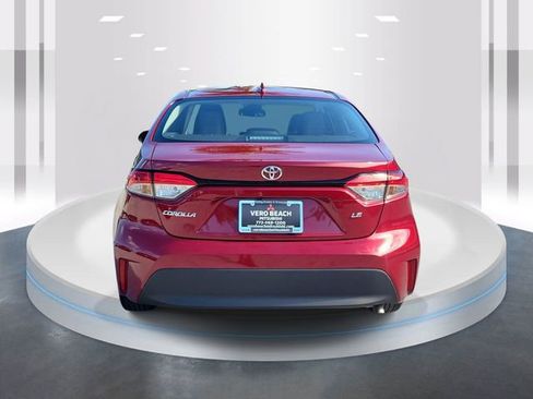 Used 2025 Toyota Corolla LE FWD image 4