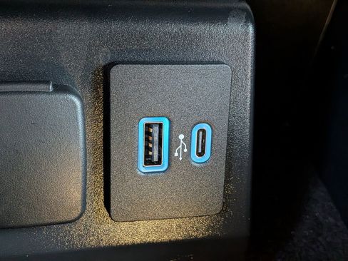 Certified 2023 Ford Explorer XLT w/ Equipment Group 202A image 26