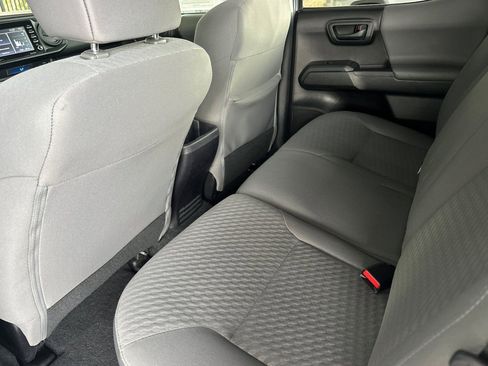 Certified 2022 Toyota Tacoma SR image 15