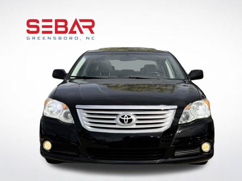 Used 2009 Toyota Avalon Limited image 3