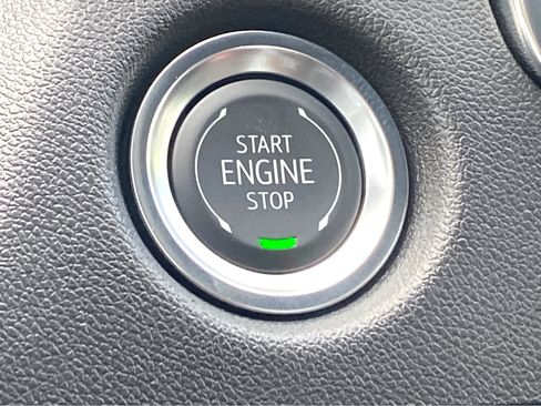 New 2025 Chevrolet Colorado W/T image 4