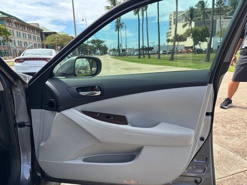 Used 2012 Lexus ES 350 FWD image 15