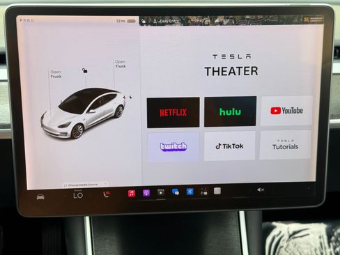Used 2019 Tesla Model 3 Standard Range Plus RWD image 23