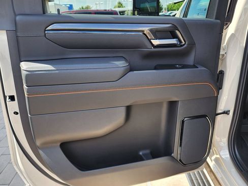 New 2026 GMC Sierra 2500 AT4 w/ AT4 Premium Plus Package AWD/4WD image 45