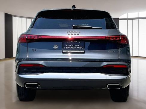 Used 2025 Audi Q5 Premium w/ Convenience Package AWD/4WD image 6