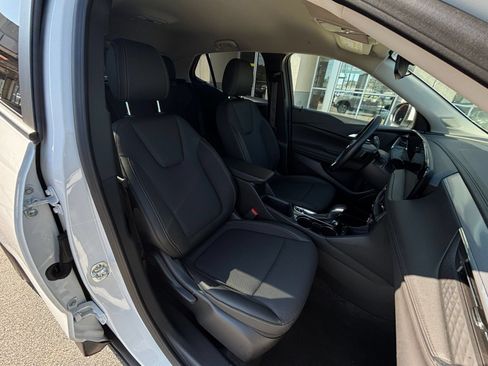 Used 2026 Buick Encore GX Preferred FWD image 36