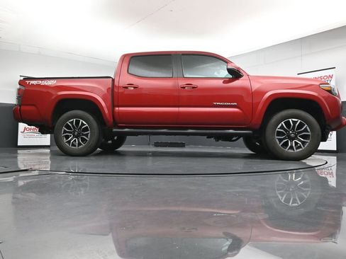 Used 2023 Toyota Tacoma TRD Sport AWD/4WD image 24