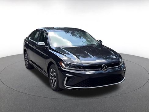 Used 2025 Volkswagen Jetta S FWD image 3