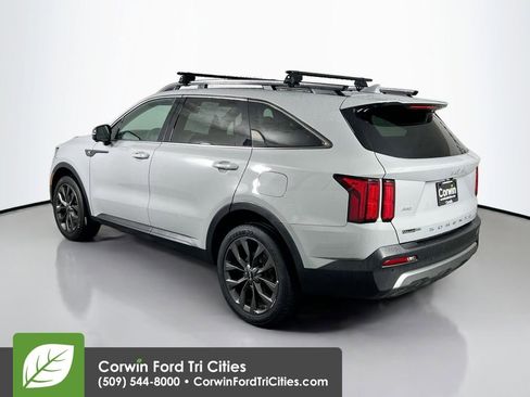 Used 2022 Kia Sorento SX Prestige AWD/4WD image 11