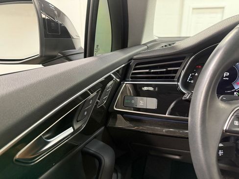 Used 2023 Audi Q7 2.0T Premium w/ Towing Package image 76