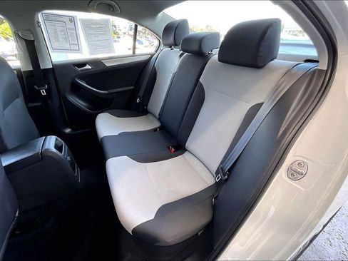 Used 2017 Volkswagen Jetta S FWD image 22