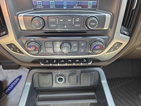 Used 2018 GMC Sierra 1500 SLT image 27