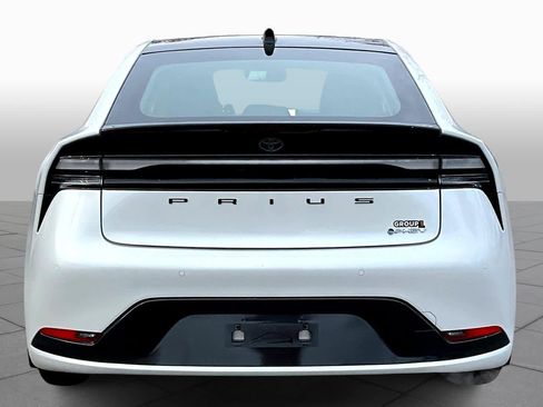 New 2026 Toyota Prius Plug-In Hybrid image 4