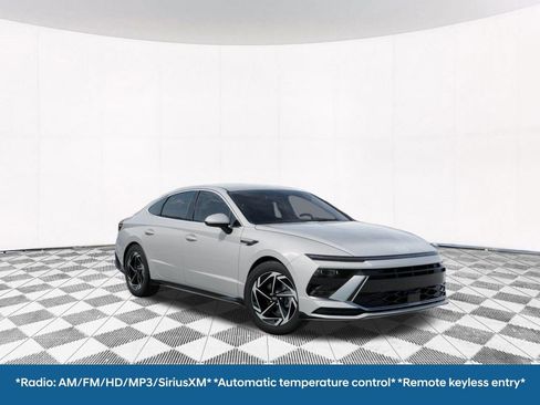 New 2026 Hyundai Sonata SEL image 2