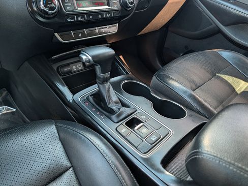 Used 2019 Kia Sorento EX FWD image 21