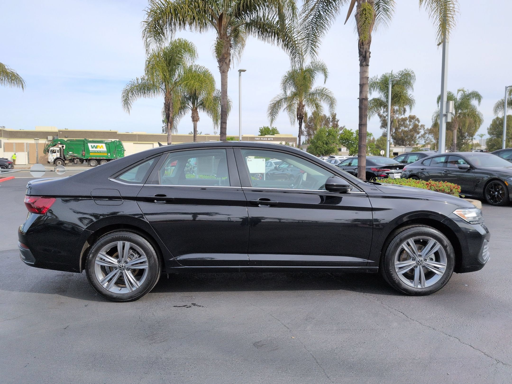 Used 2024 Volkswagen Jetta SE FWD image 10