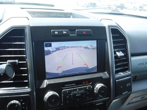 Used 2022 Ford F350 XLT image 17