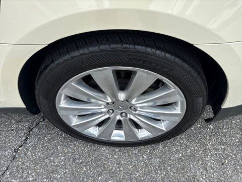 Used 2014 Lincoln MKS AWD w/ Equipment Group 201A image 8