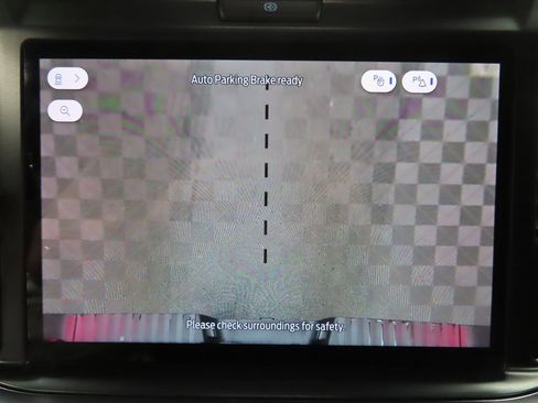 Used 2025 Ford F250 Platinum image 19