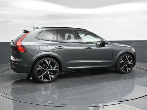 New 2026 Volvo XC60 T8 Ultra image 2