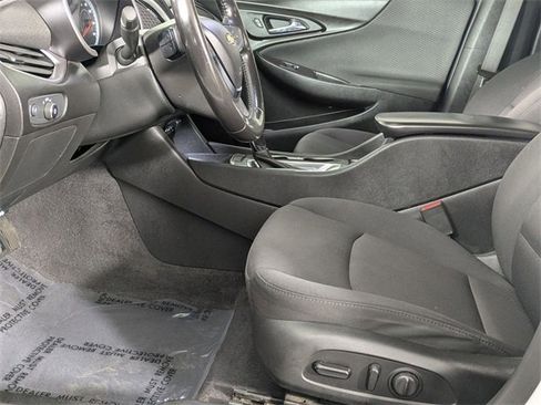 Used 2020 Chevrolet Malibu RS image 10