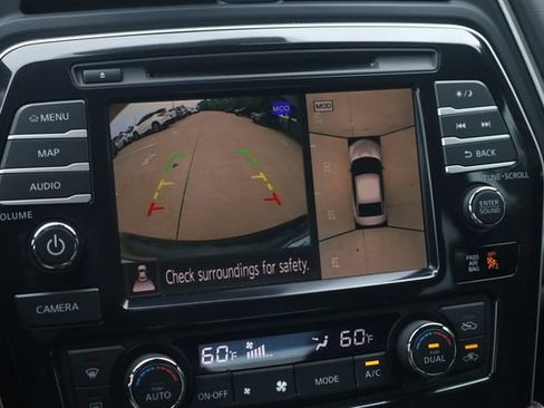 Used 2019 Nissan Maxima SR w/ Premium Package FWD image 18