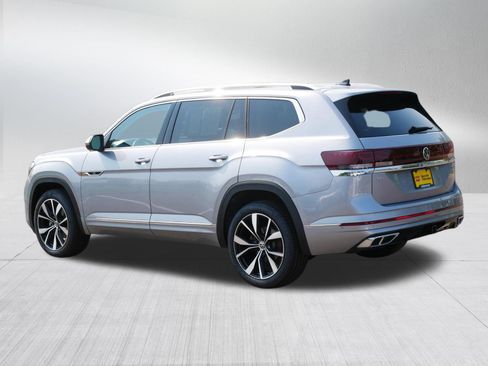 Certified 2026 Volkswagen Atlas SEL Premium R-Line AWD/4WD image 5