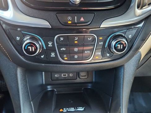 Used 2022 Chevrolet Equinox Premier FWD image 46