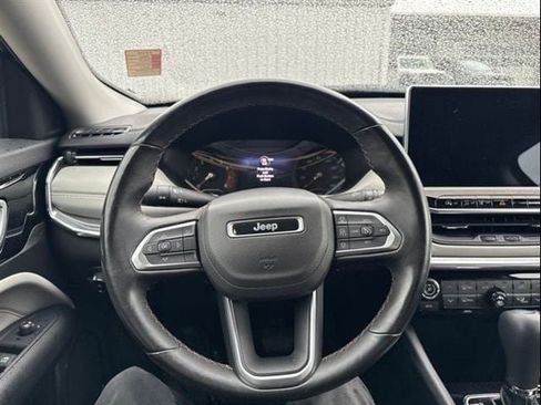 Used 2022 Jeep Compass Limited AWD/4WD image 35