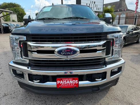 Used 2019 Ford F250 XLT w/ XLT Premium Package AWD/4WD image 4