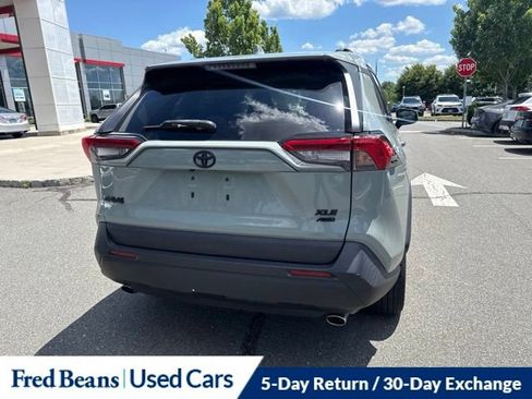 Used 2020 Toyota RAV4 XLE w/ All Weather Liner Package AWD/4WD image 10